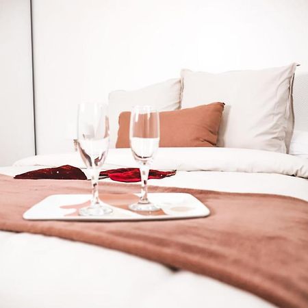 Reims : Aux Biscuits Roses Apartment Екстериор снимка